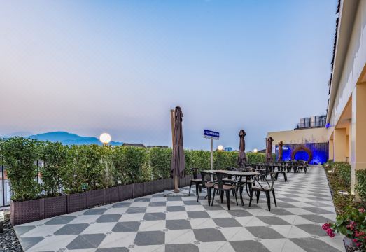 都江堰全枫酒店外景图