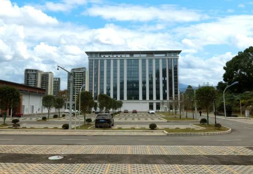 乐山铜之河大酒店外景图