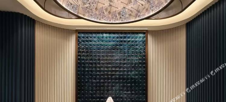 新疆华美胜地库尔勒万丽酒店图片