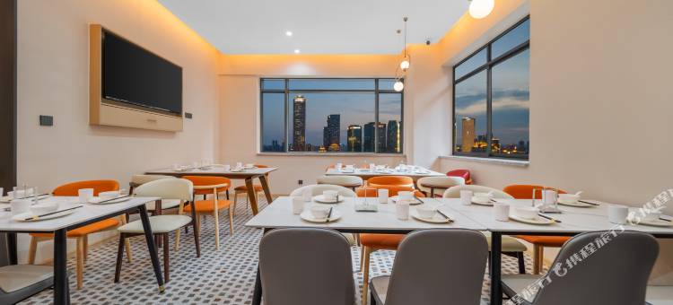 美豪R酒店(重庆解放碑洪崖洞店)图片