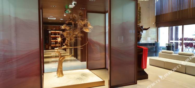 朱鹮度假酒店(华阳景区店)图片