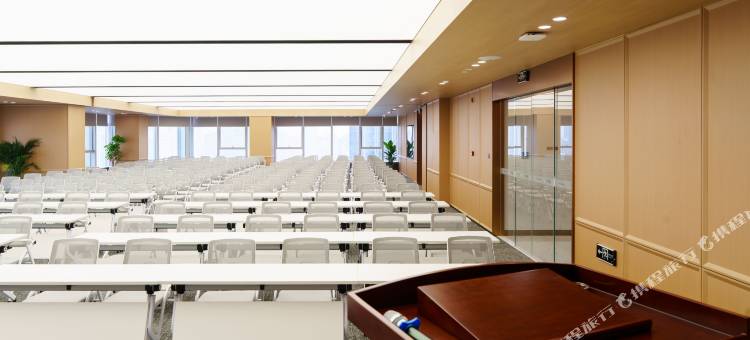 武汉国际广场江汉路亚朵酒店图片