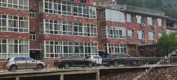 嶂石岩金龙山庄图片