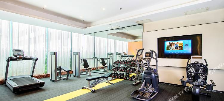 珠海拱北口岸希尔顿欢朋酒店图片