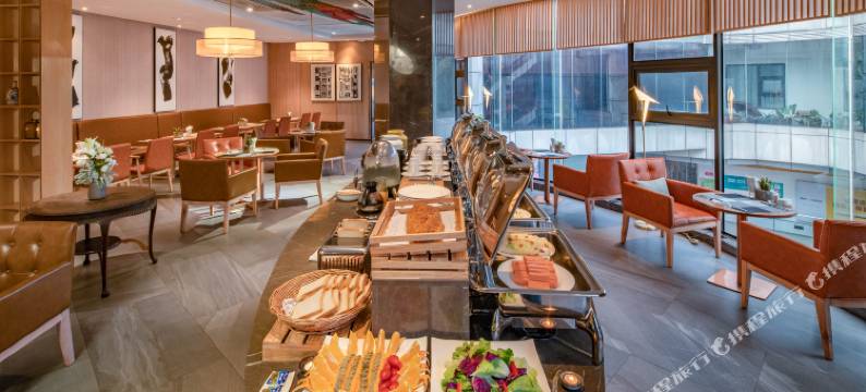 云涧酒店(重庆观音桥步行街轻轨站店)图片