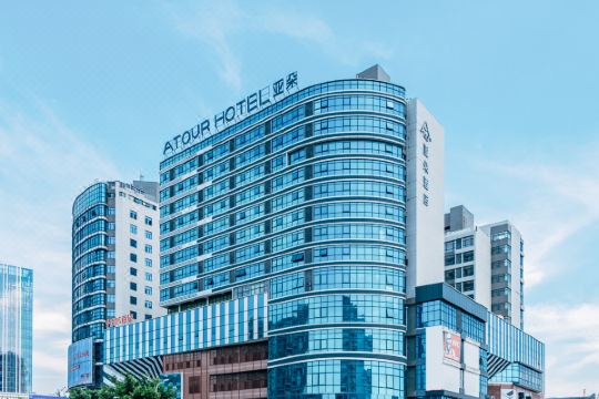 桂林高铁北站亚朵酒店