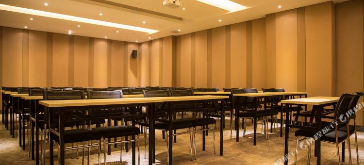 星程酒店(郑州嵩山路二七万达店)图片