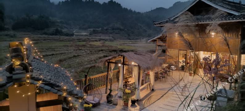 通道侗境乡居荷舍图片