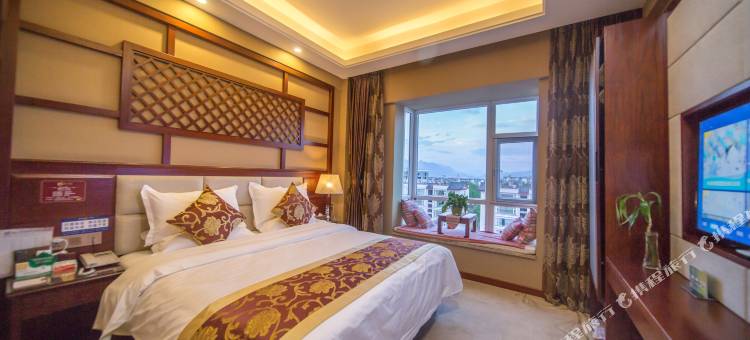 玉龙华冠酒店(丽江高铁站店)图片