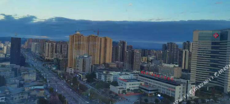 麗枫酒店(阆中高铁站国际商贸城店)图片