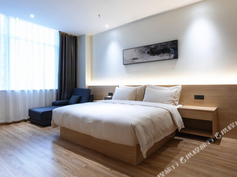 初玖酒店(长寿古镇高铁北站店)