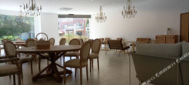 三只企鹅民宿(北海银滩店)图片