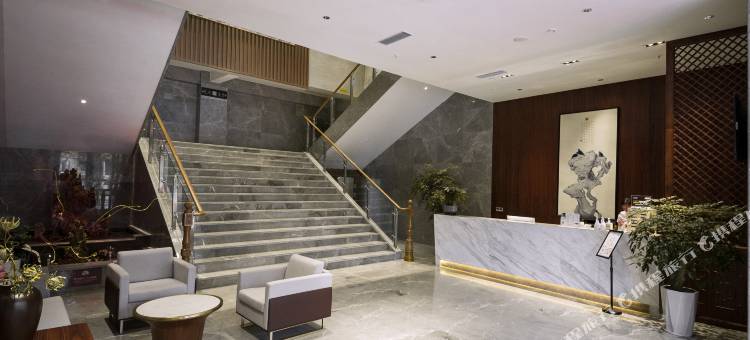 丽景尚雅酒店(巴中容邦万达广场店)图片