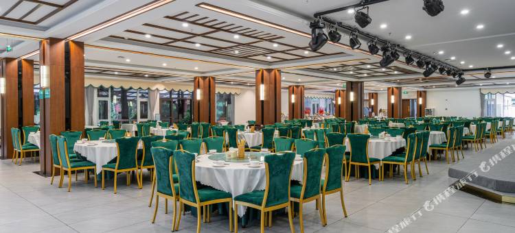 富民明熙苑温泉度假山庄图片