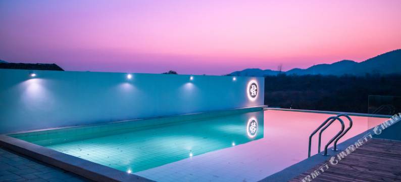 南京岳群青·泰式风情汤泉度假民宿图片