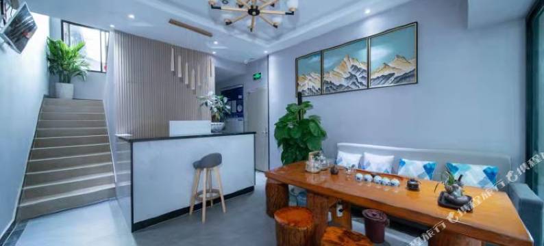 昆明三叶草酒店图片