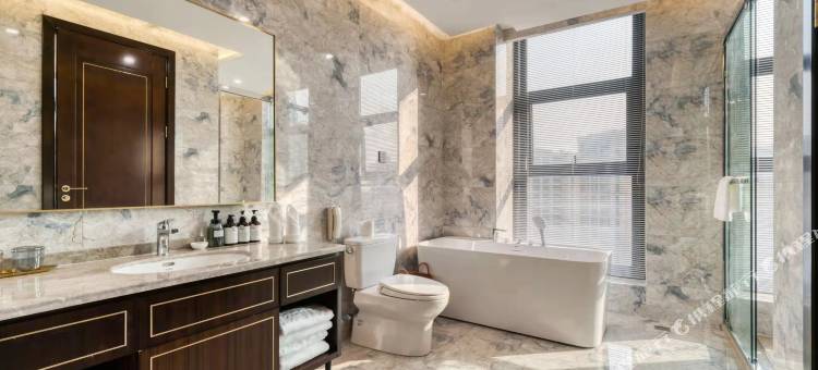 桐庐大奇山路港汇景澜大酒店图片