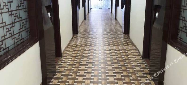 曼达基尼皇家酒店(Hotel Mandakini Royale)图片