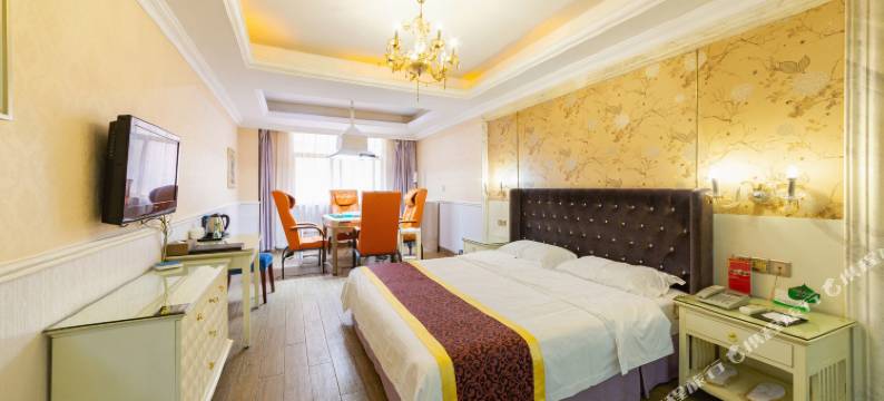 鼎新假日酒店(随州白云湖店)图片