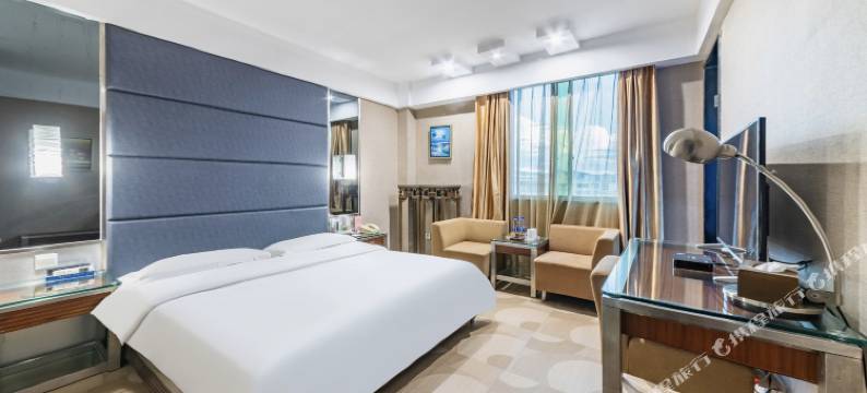 嘉州假日酒店(梅州市中心嘉印拾光乐园店)图片