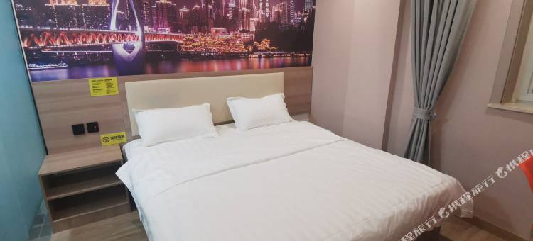 易佰酒店(古城地铁站店)图片