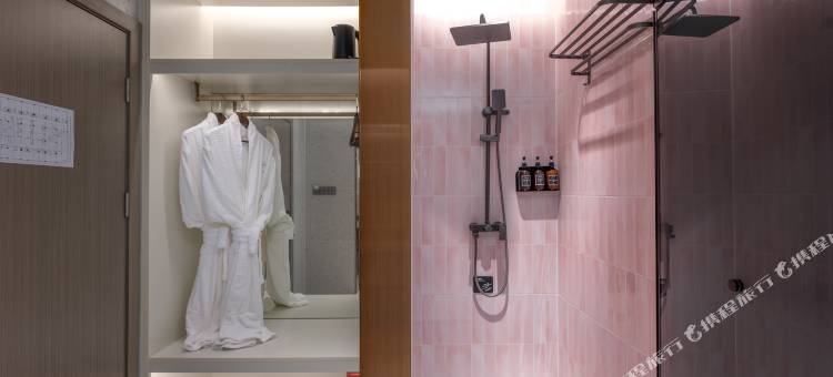 粤塔H电竞酒店(广州白云火车站上步地铁站店)图片