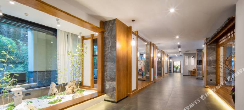 闲窗山水园林度假酒店(阳朔西街漓江店)图片