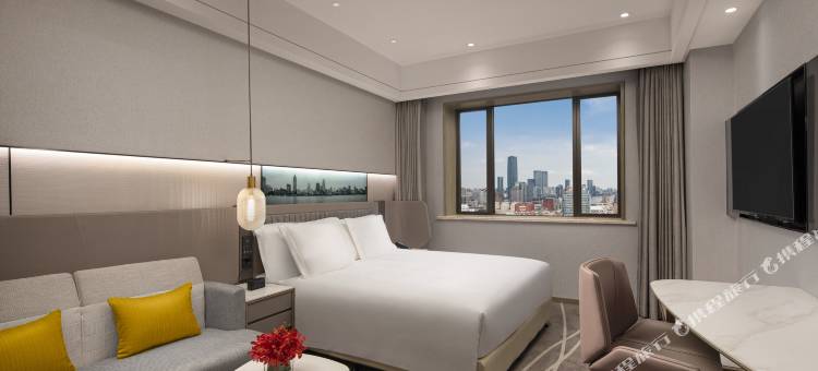 上海南新雅皇冠假日酒店图片