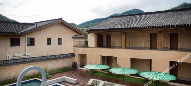 朴宿·岛屿来信·龙南围屋图片