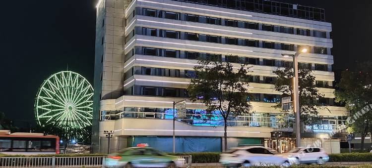 喆啡酒店(成都火车东站塔子山公园店)图片