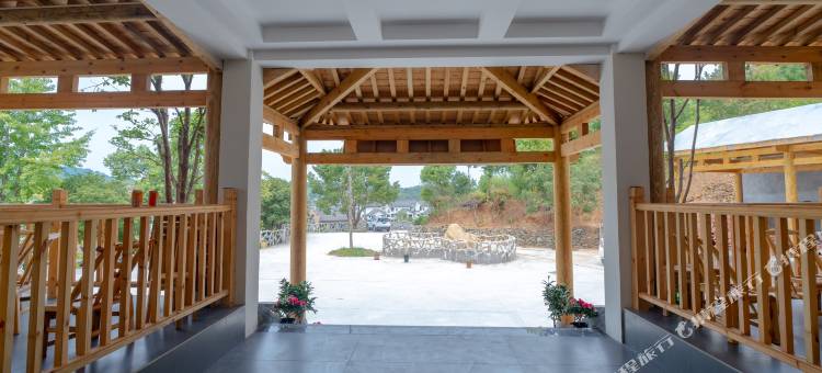 饶氏庄园民宿(武当山景区售票处店)图片