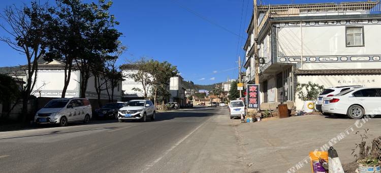 月川客栈(大理凤仪机场店)图片