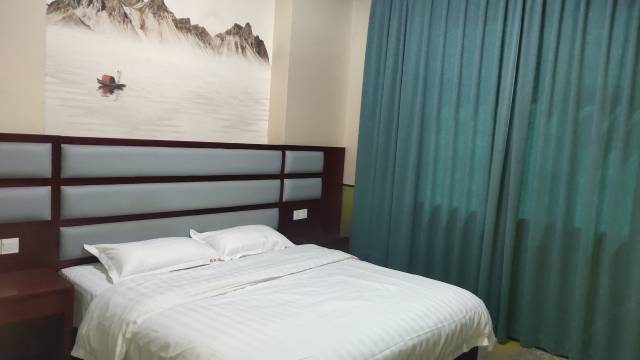 双流鑫玺商务酒店