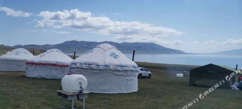 赛里木湖湖畔民宿图片