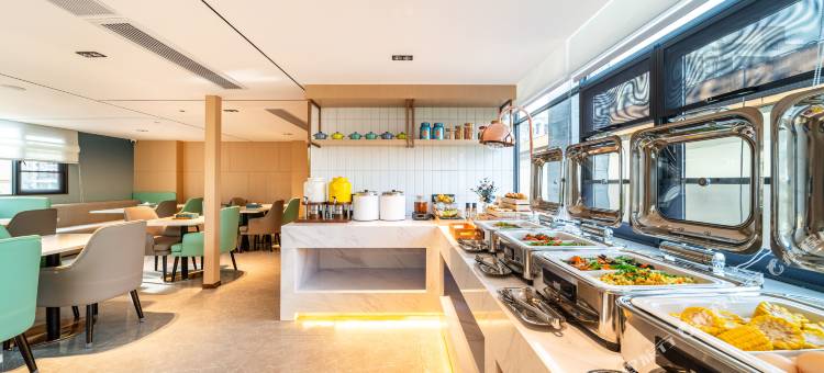 潮漫酒店(深圳万科云城西丽地铁站店)图片