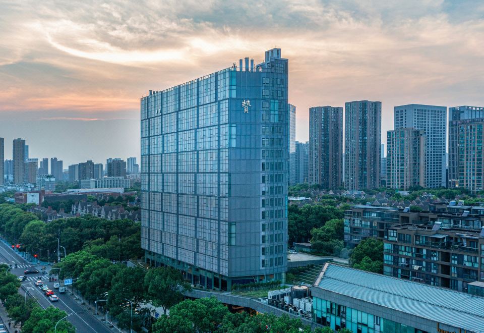 赞居悦上酒店(金华高铁站店)外景图