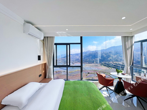 元阳阿者科彩色梯田景观民宿(四素台店)