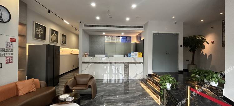 如家UP华驿精选酒店(南京江北新区铁道职业技术学院店)图片