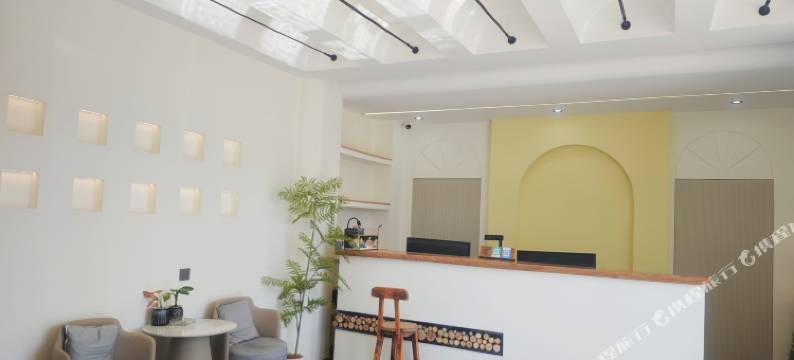 花间舞民宿(那拉提草原景区店)图片