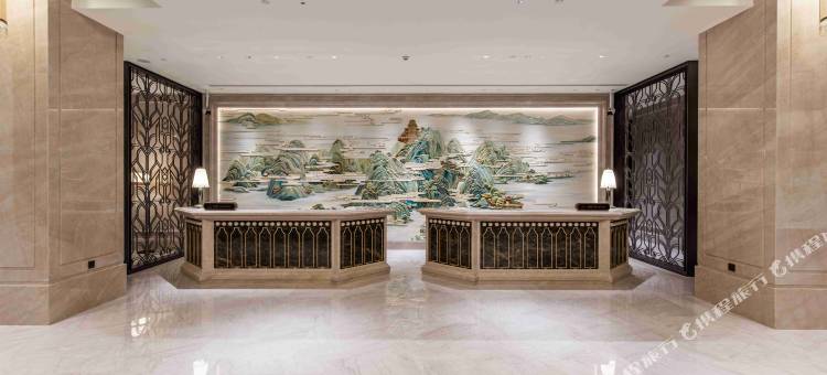 墨脱紫韵春天酒店(莲花公园店)图片