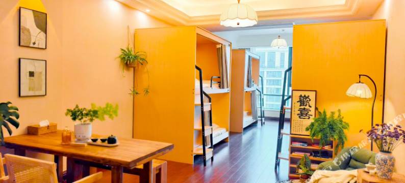 绍兴春不晚·嫣姐青年旅舍(绍兴火车站凤林地铁站店)图片