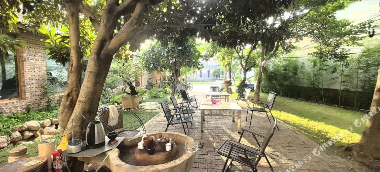 丽江小石驿民宿(三义国际机场店)图片