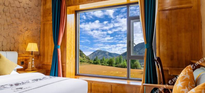 康定甲根坝宗宫·精品民宿图片