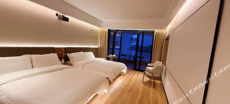 黄金海岸·海天云境宿(青澳湾店)图片