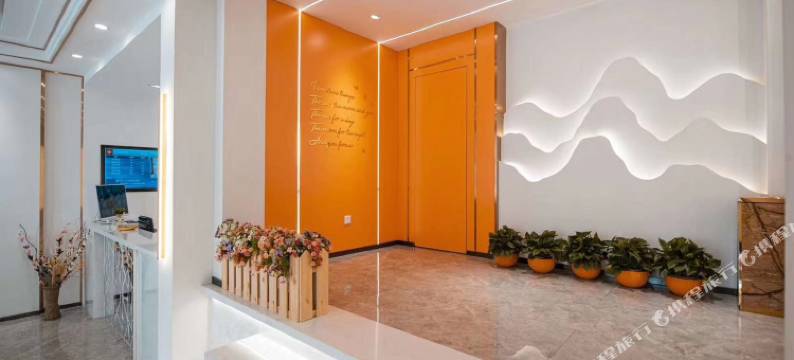 卓尔商务宾馆(长春世纪广场会展中心店)图片