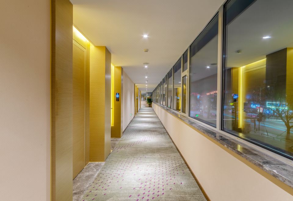 Lavande Hotel (Zouping Huangshan Road)Hotel Overview