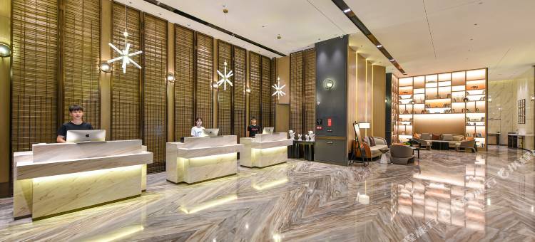 东莞南城国贸亚朵酒店图片