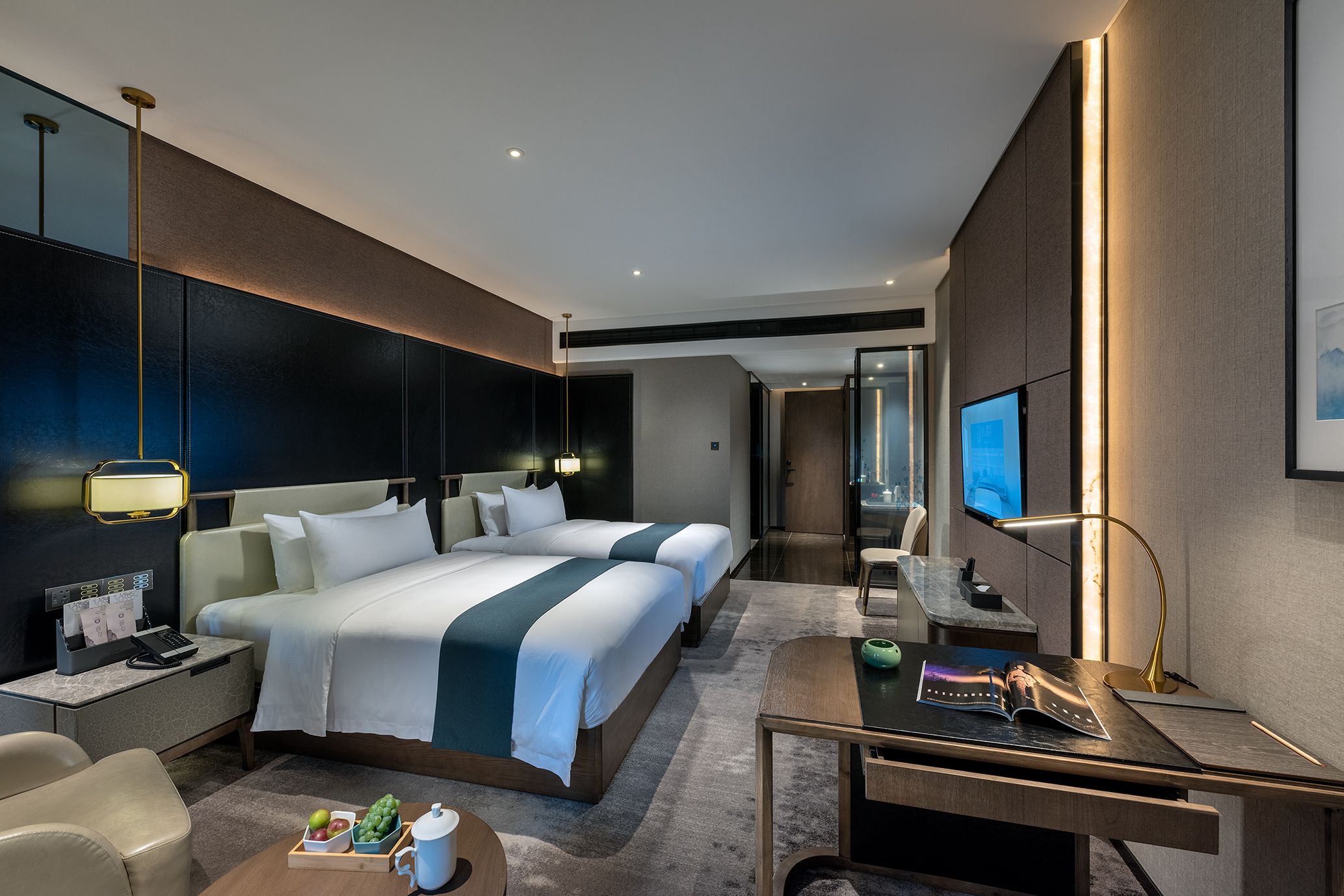 Meet Mountain Hotel Over view