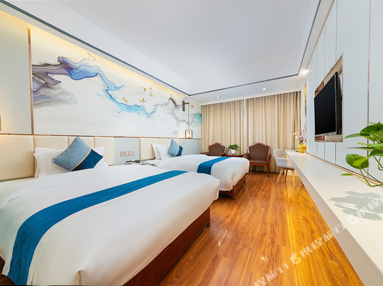 精通尚品酒店(北流汽车总站店)