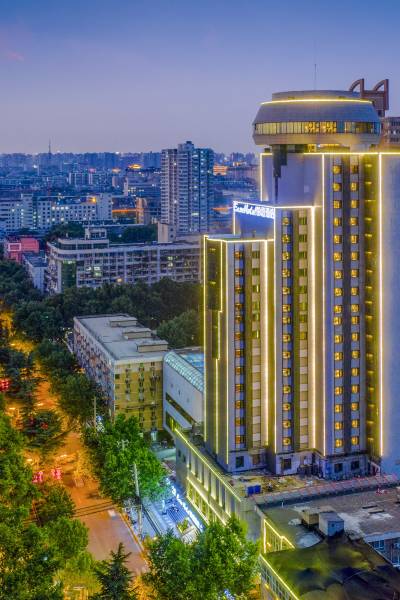 丽橙酒店·逸(西安钟鼓楼小寨大唐不夜城店)图片